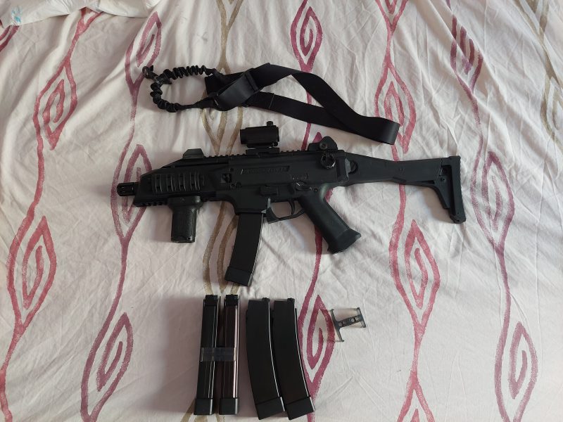 VENDO ASG SKORPION EVO3 A1 CON 5 CARGADORES Y ACCESORIOS