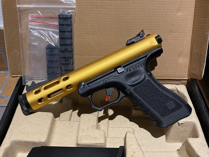 WE Glock Galaxy gold
