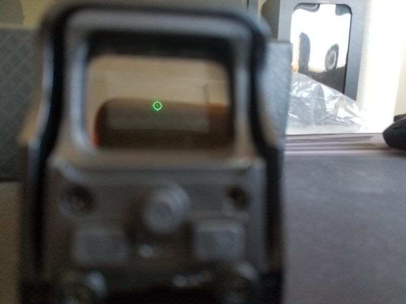 Raccoon Red Dot 551