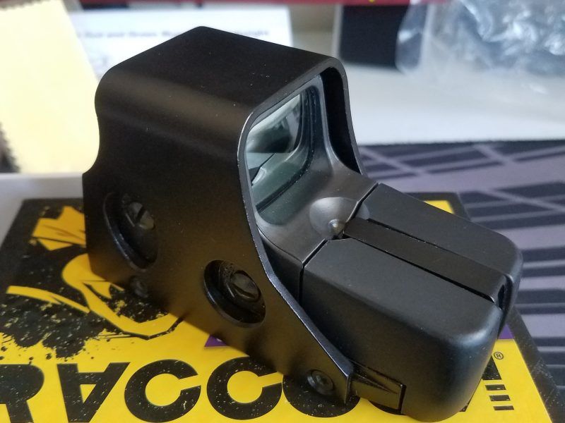 Raccoon Red Dot 551