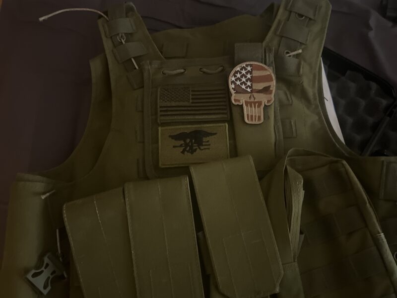 chaleco tactico color verde militar