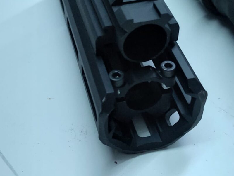 guardamanos Mlock para AKS74U y silenciador tipo PBS