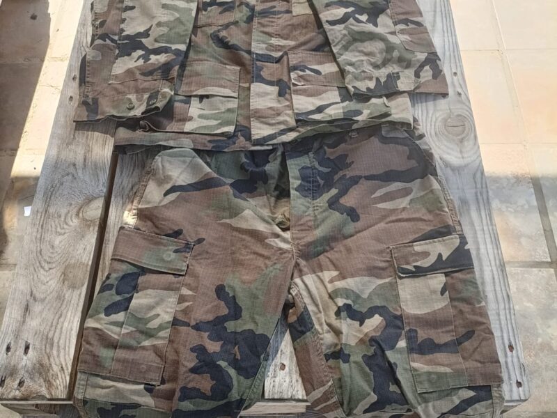 Uniforme de camuflaje
