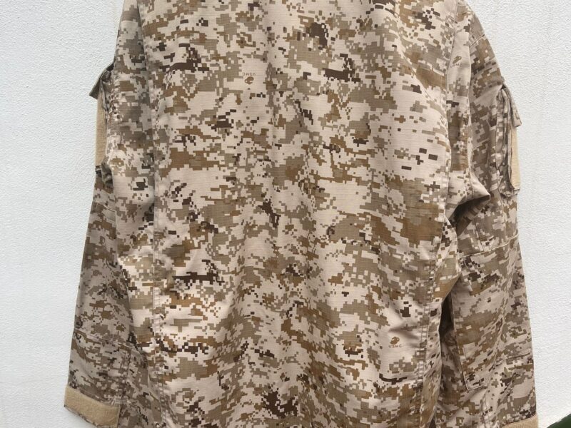 UNIFORME DIGITAL DESERT US ARMY G1, TALLA L. 3 PARTES: CHAQUETA, CAMISETA Y PANTALON