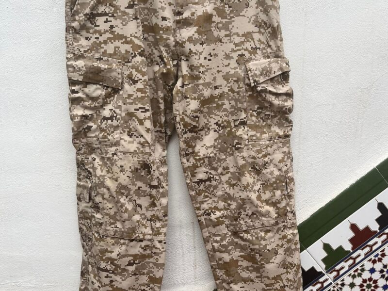 UNIFORME DIGITAL DESERT US ARMY G1, TALLA L. 3 PARTES: CHAQUETA, CAMISETA Y PANTALON