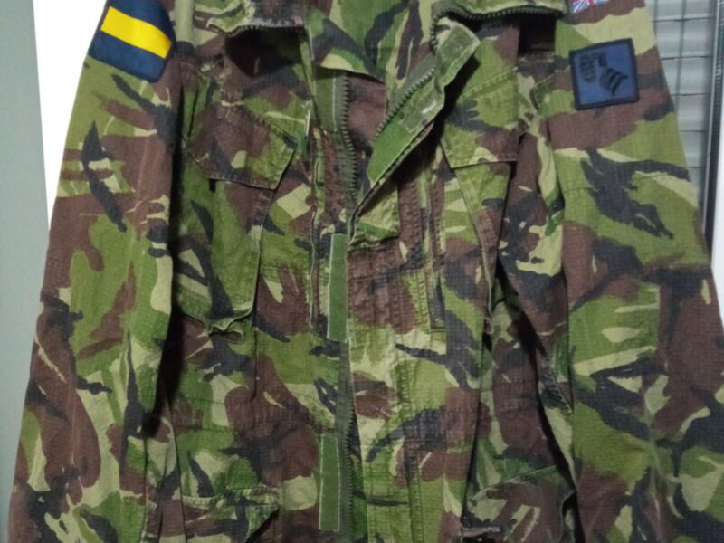 VENDO CHAQUETA DPM INGLESA ORIGINAL
