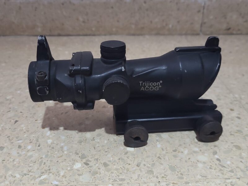 Mira 4x32 Trijicon ACOG