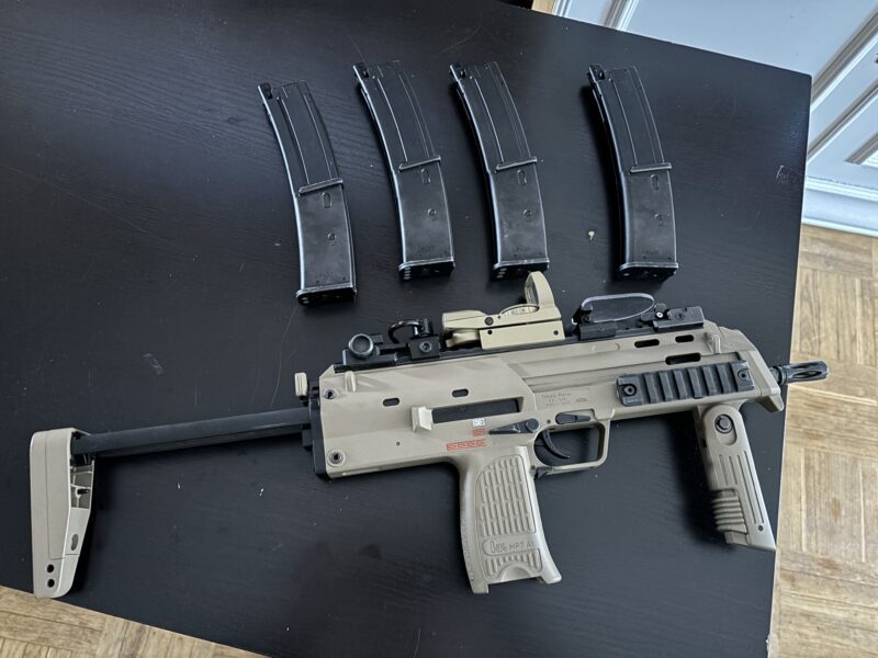 Mp7 GBB Tokio Marui + 4 cargadores