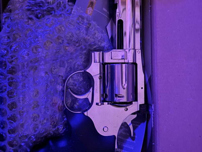 Revolver dan wesson 715 cromado