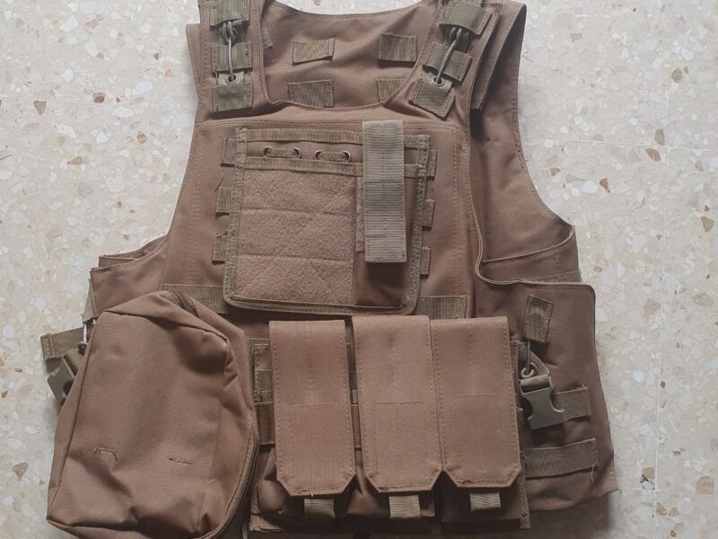 Chaleco táctico Delta Tactics