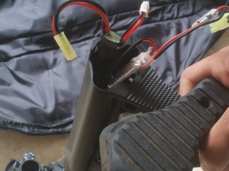 G&G CM16 FFR A2 (Con accesorios y funda)