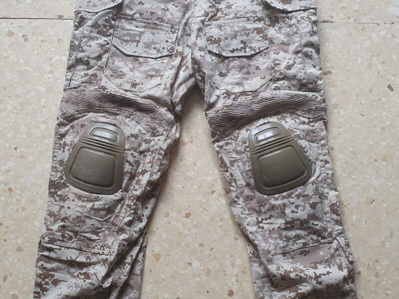 Pantalón táctico Delta Tactics camuflaje árido pixelado