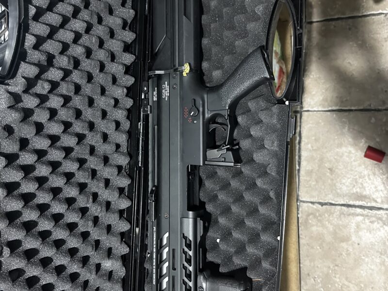 Escopeta eléctrica SGR 12 de Tokyo marui