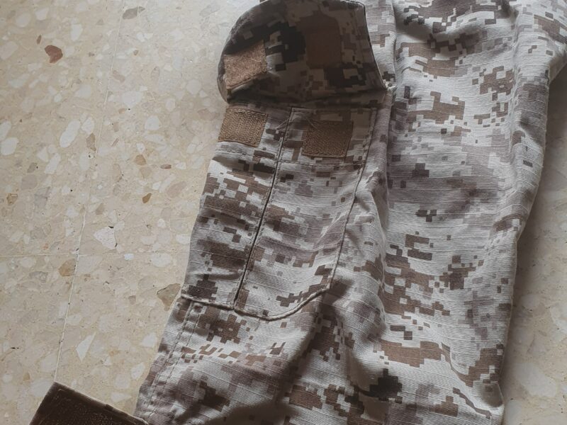Pantalón táctico Delta Tactics camuflaje árido pixelado