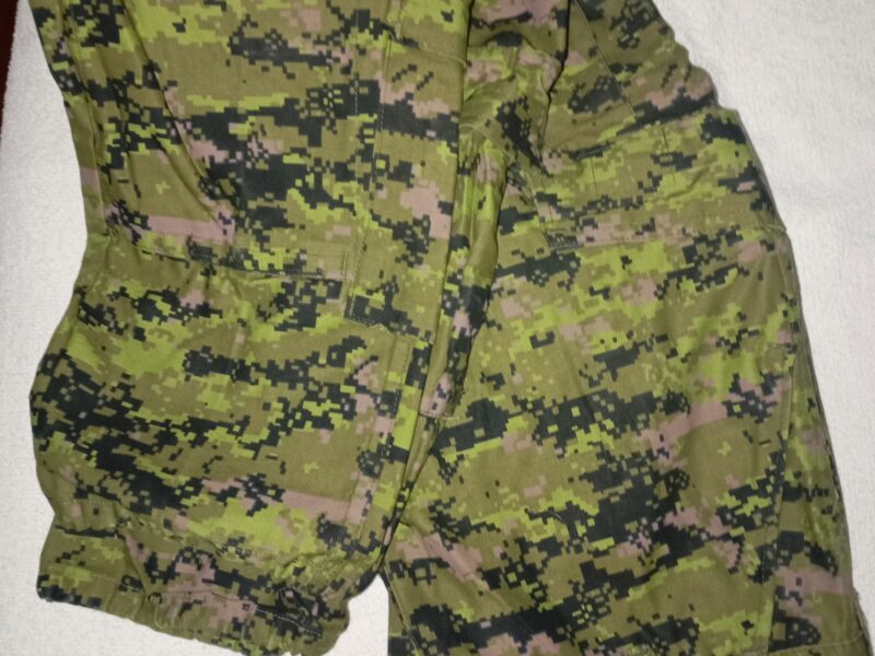 Uniforme con muy poco uso