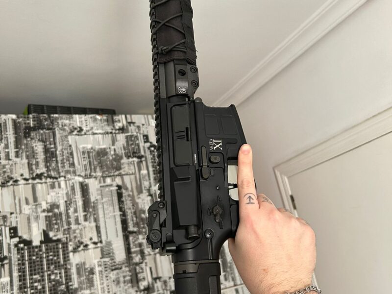 REPLICA AEG M4 SECUTOR ASTRA XI SHADOW NEGRA