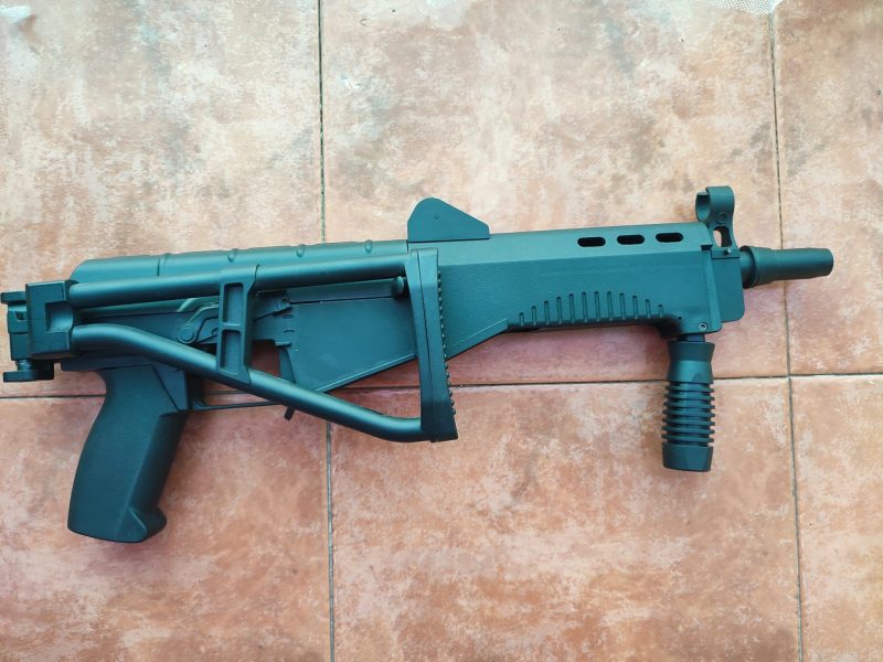 AY-3M