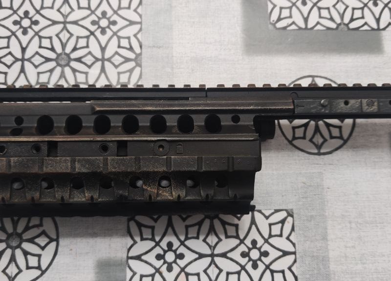 Guardamanos CYMA 328mm SIR System RIS Rail M4/16