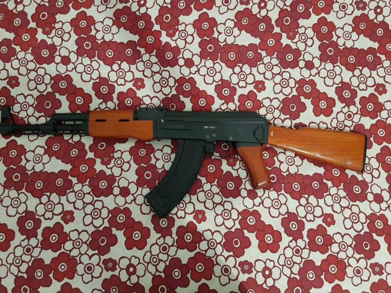 KALASHNIKOV AK-47