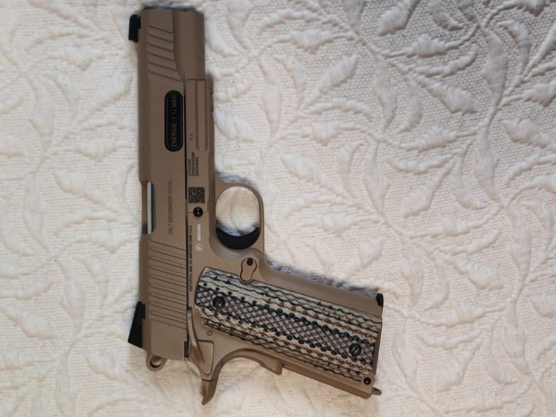 Colt 1911 full metal cybergun