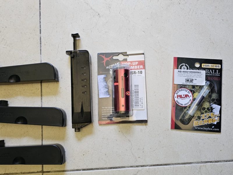 Tokyo Marui VSR-10 + Cámara hop-up AA y goma Nineball
