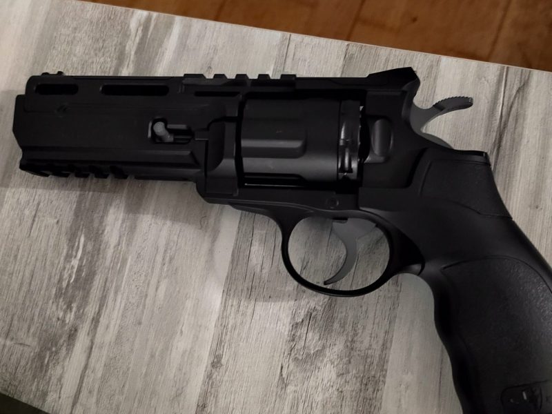 Pack revolver