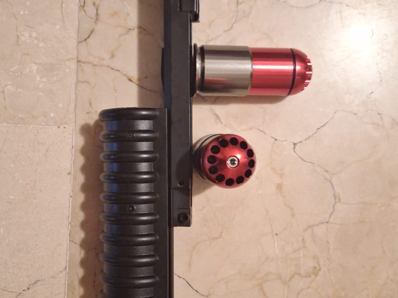 Lanzagranadas acoplado + 2 granadas de 40mm