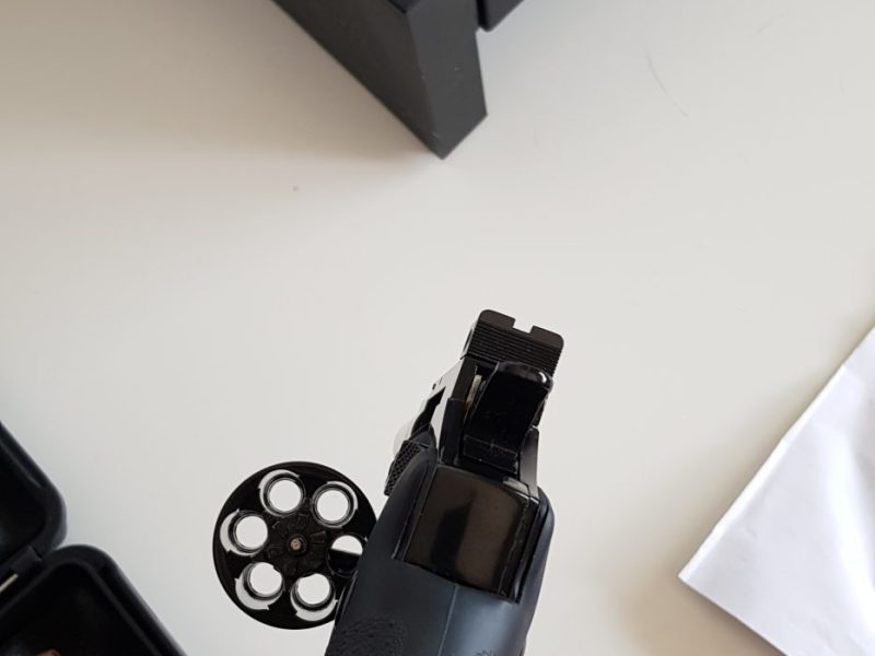 Revolver Dan Wesson 2,5" de ASG