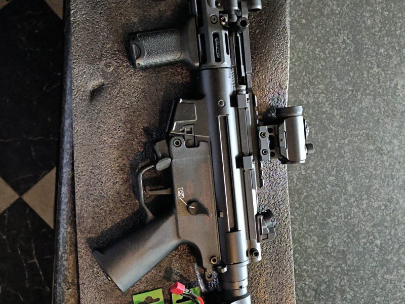 Mp5 cyma platinium más accesorios