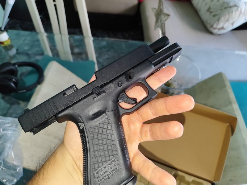 WE Airsoft Glock 17