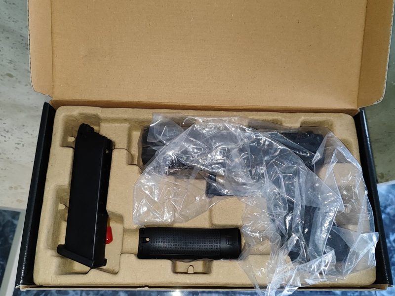 WE Airsoft Glock 17