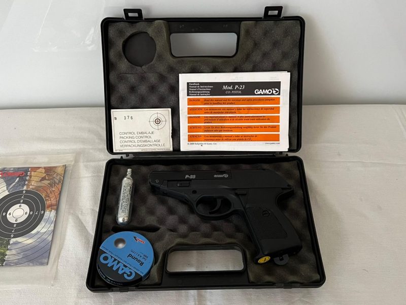 Pistola perdigones GAMO P-23 CO2