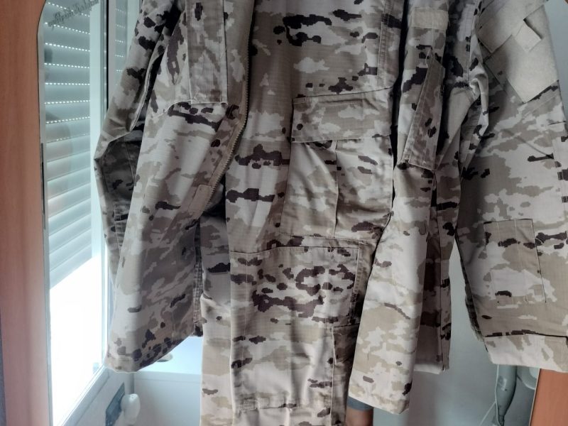 uniforme desertico talla M-L