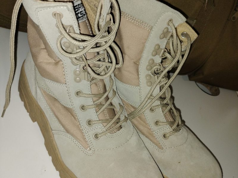 botas talla 44