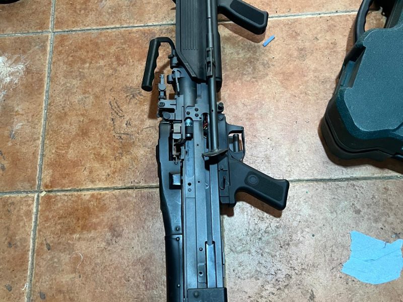 Cuerpo roto y cargador de Mk43 A&K