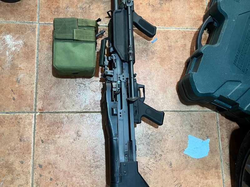 Cuerpo roto y cargador de Mk43 A&K