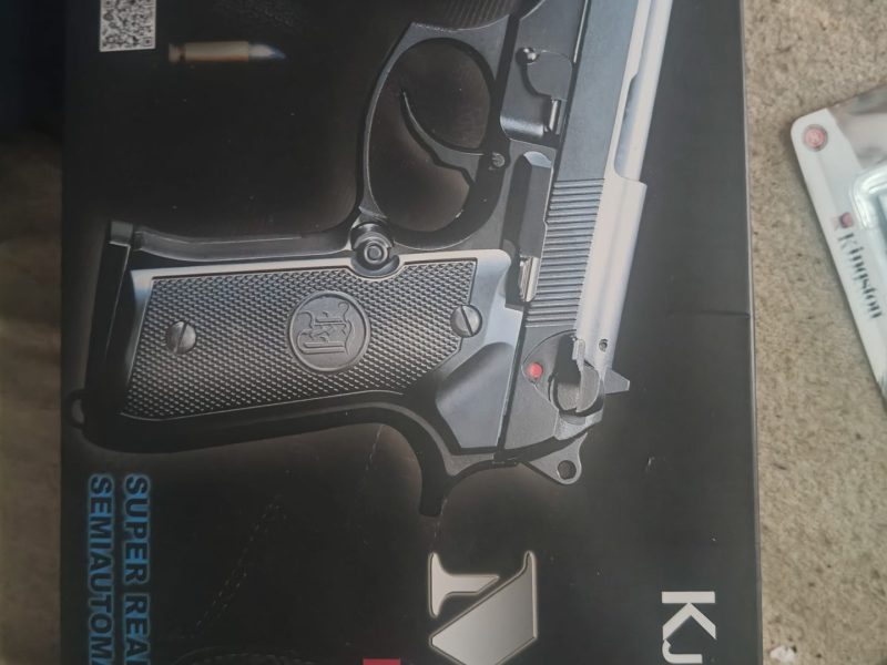 REPLICA GBB PISTOLA BERETTA M9 KJ WORKS KM9 FULL METAL NEGRA