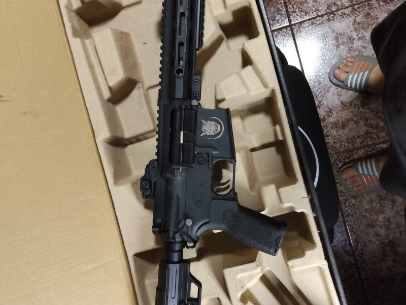 Replica aeg m4 saigo shinobi negra (hex custom) + la batería 7.4V + el cargador
