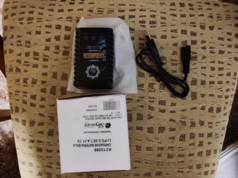 Replica aeg m4 saigo shinobi negra (hex custom) + la batería 7.4V + el cargador