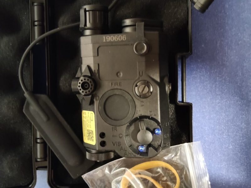 AN/PEQ-15 Iluminator/Laser module(black)