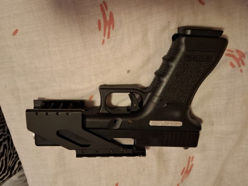 Pistola
