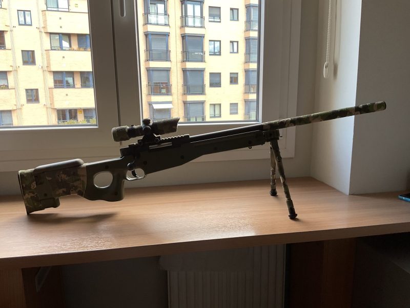 L 96. De SAIGO, con visor 3-9x30