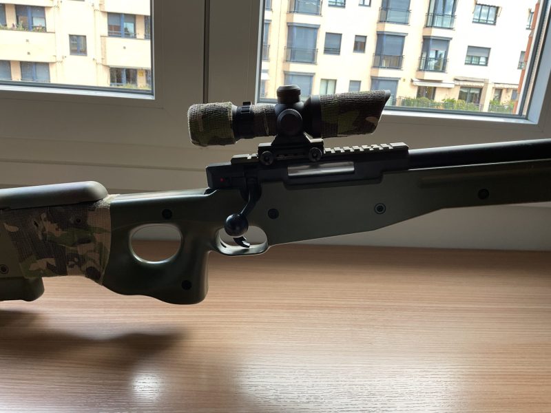 L 96. De SAIGO, con visor 3-9x30
