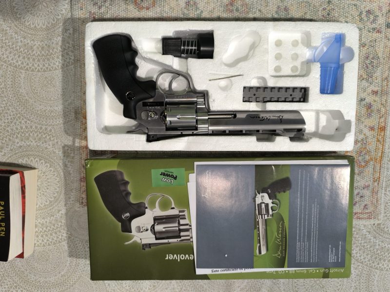Dan Wesson 6" CO2 6mm Full metal
