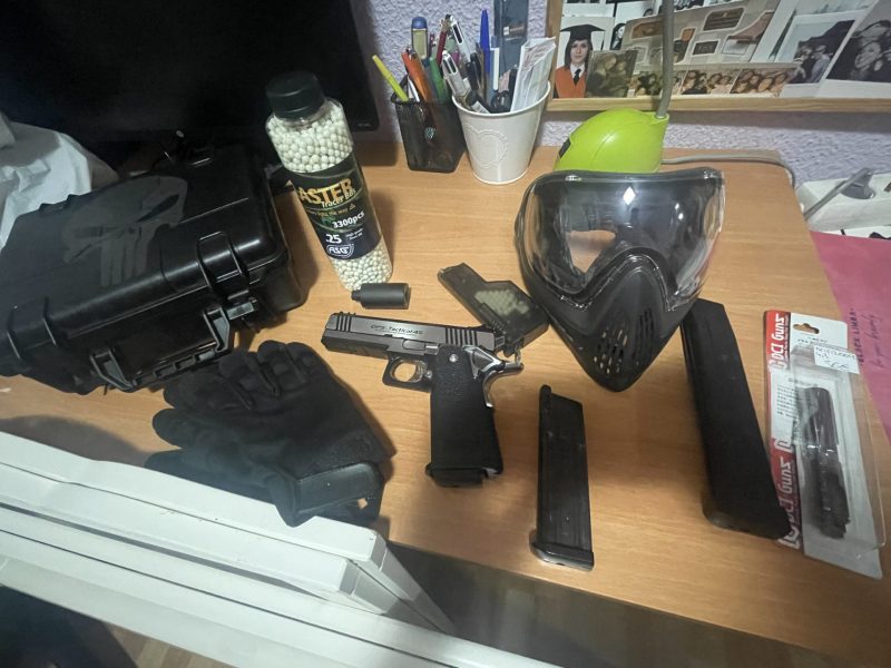 Lote airsoft con HI CAPA 4.3