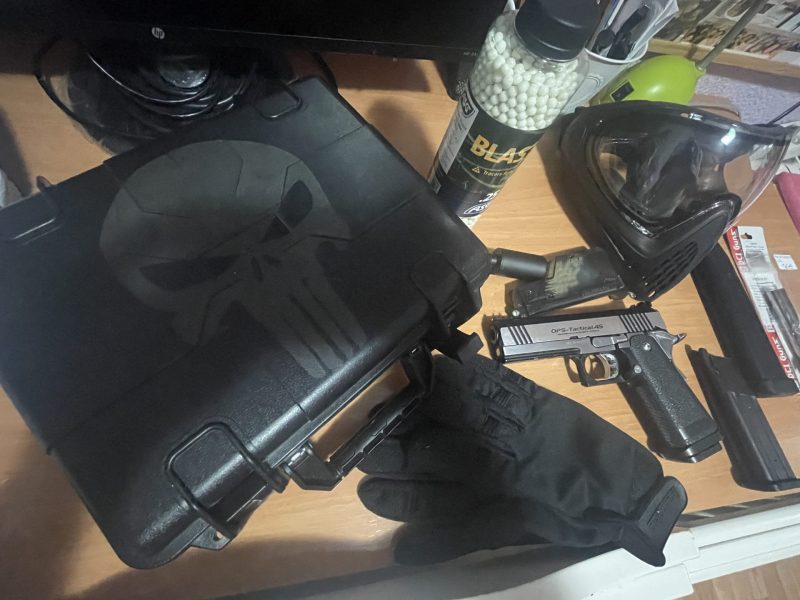 Lote airsoft con HI CAPA 4.3