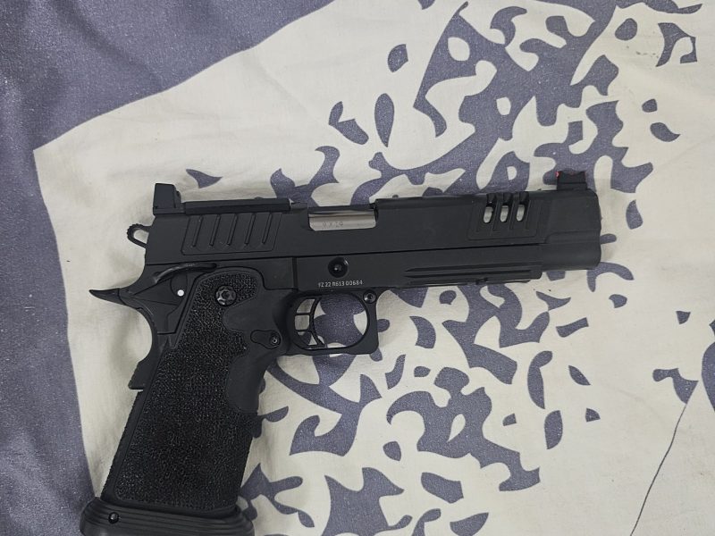 1911 negra