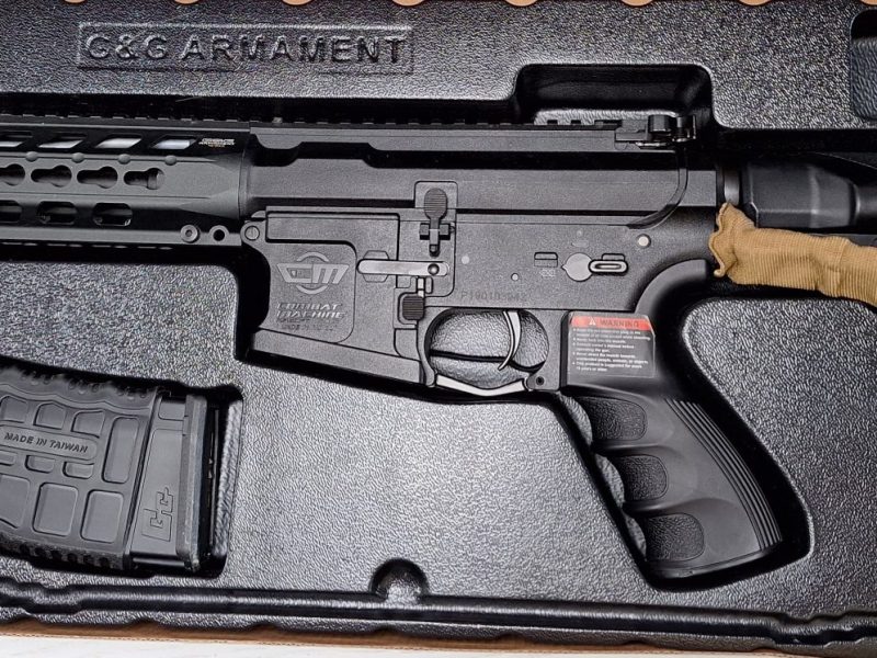 CM16 PREDATOR + ACCESORIOS