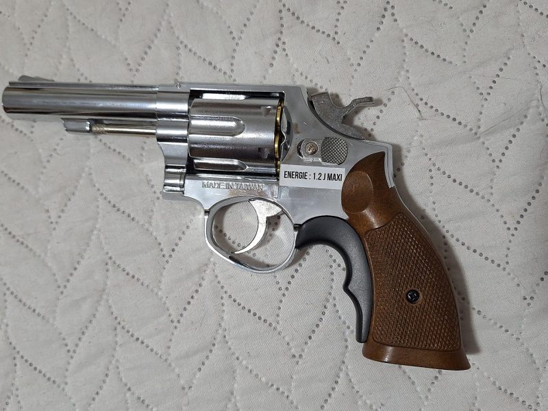 Revolver Airsoft HFC