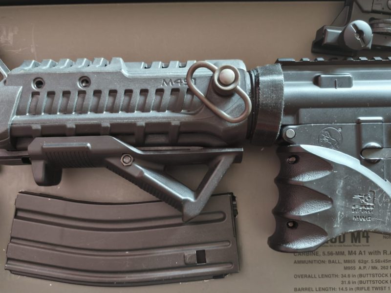 Kit para M4 (en las fotos un SOPMOD)